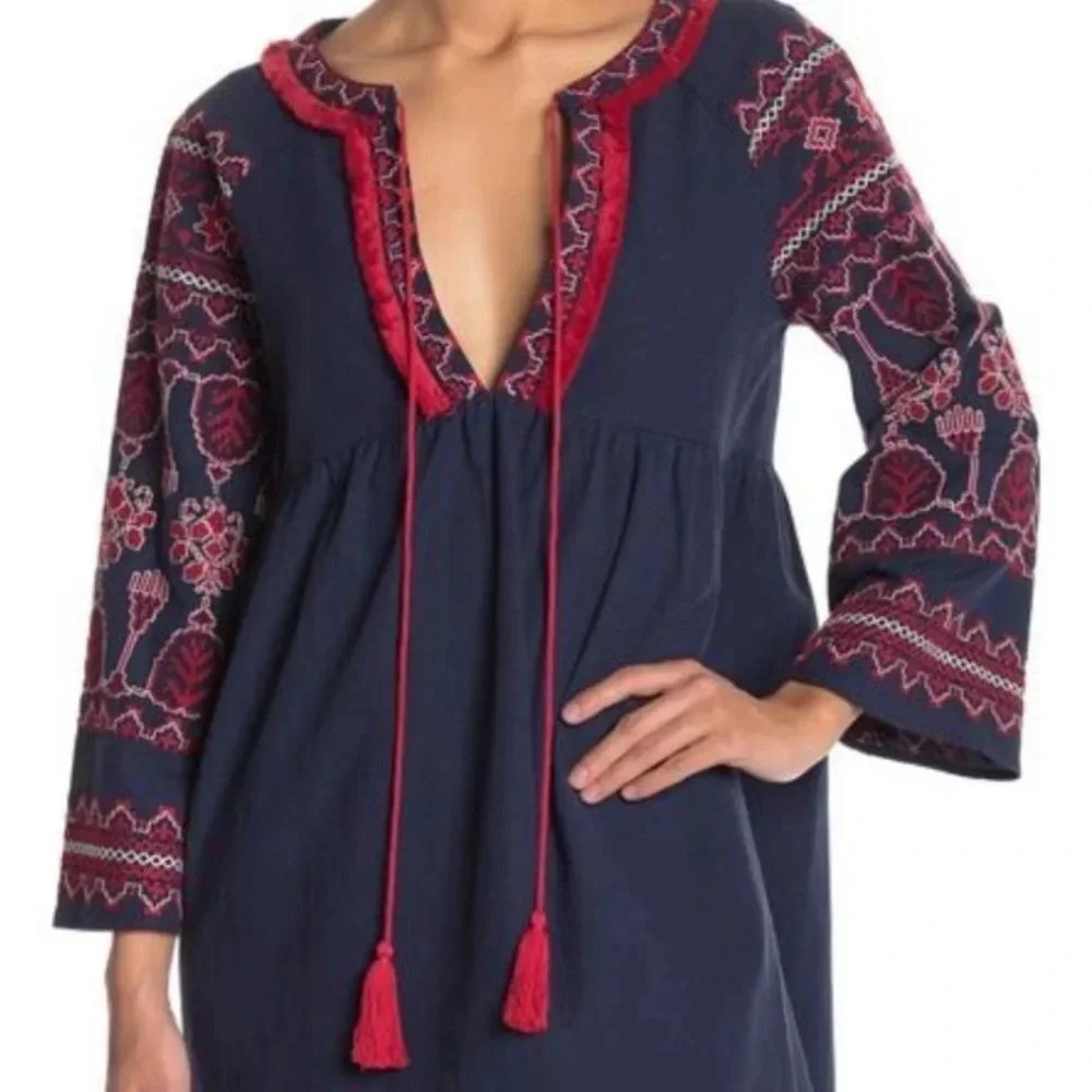 Boho navy red white embroidered mini dress Women’s size M fringe Americana 4th